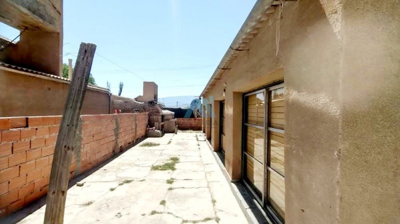 CASA EN VENTA CACHI