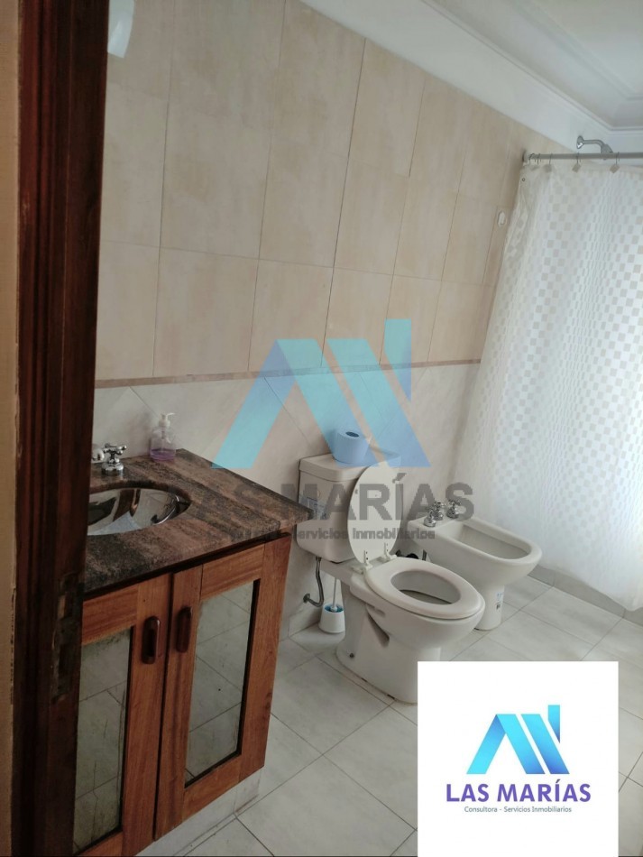 VENDE DUPLEX BARRIO GRAN BOURG