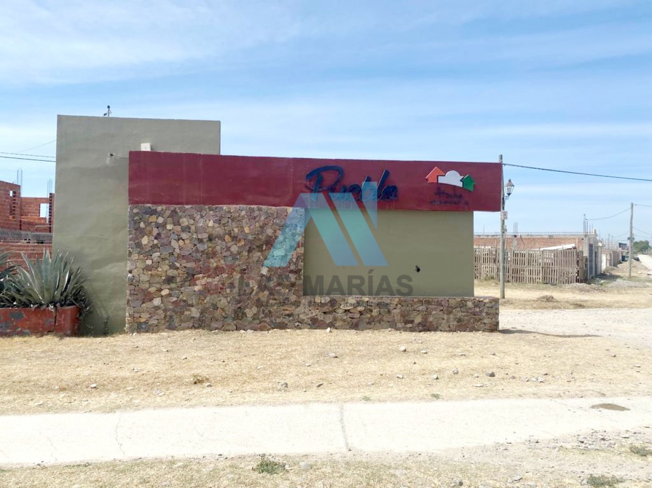 VENDE CASA PUEBLO NUEVO ZONA OESTE